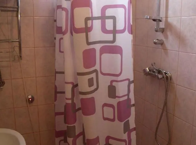 - Balaton 18390 バラトンフェニヴェシュ